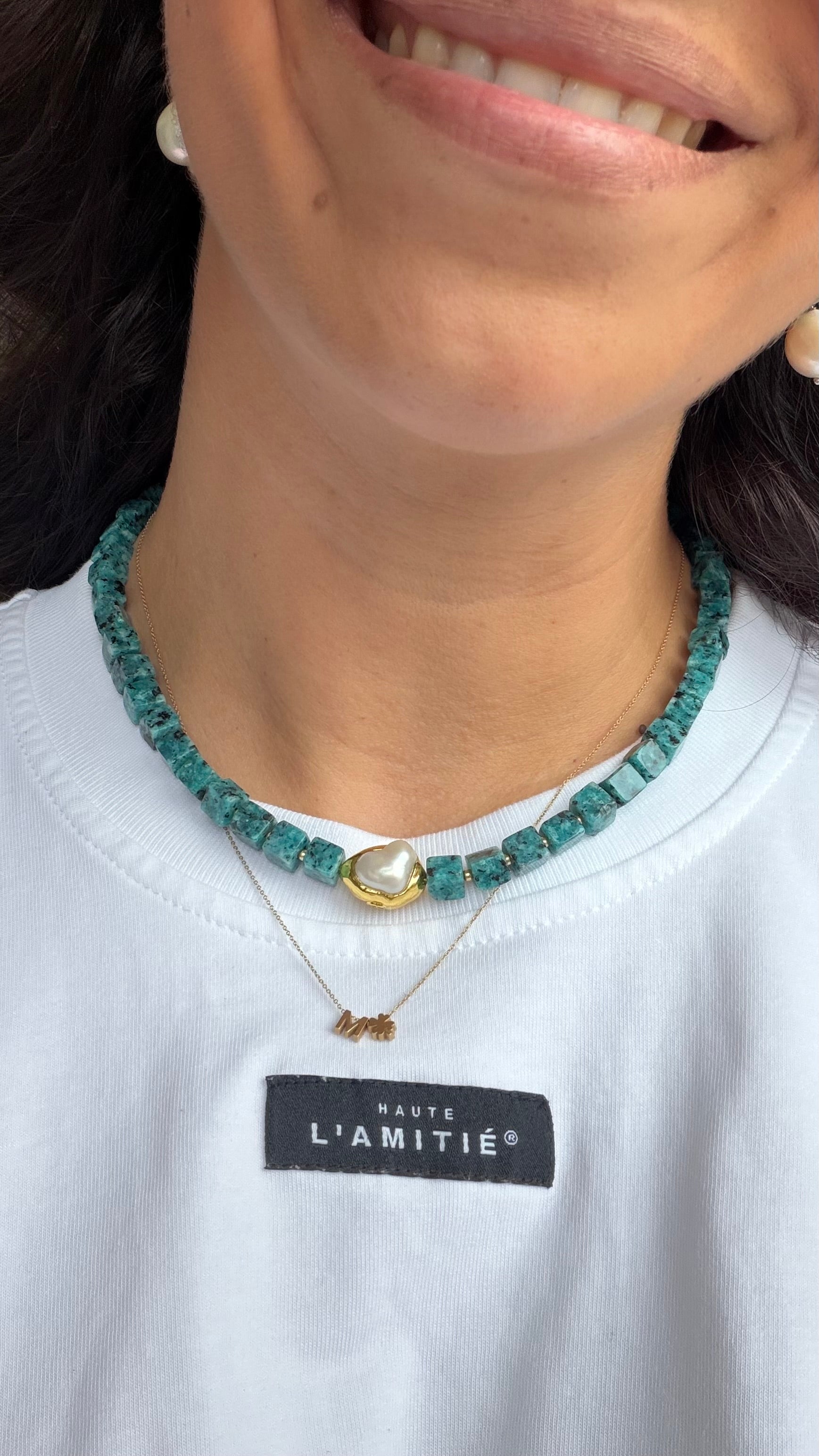 Luna Pearl Necklace - Blue Dot