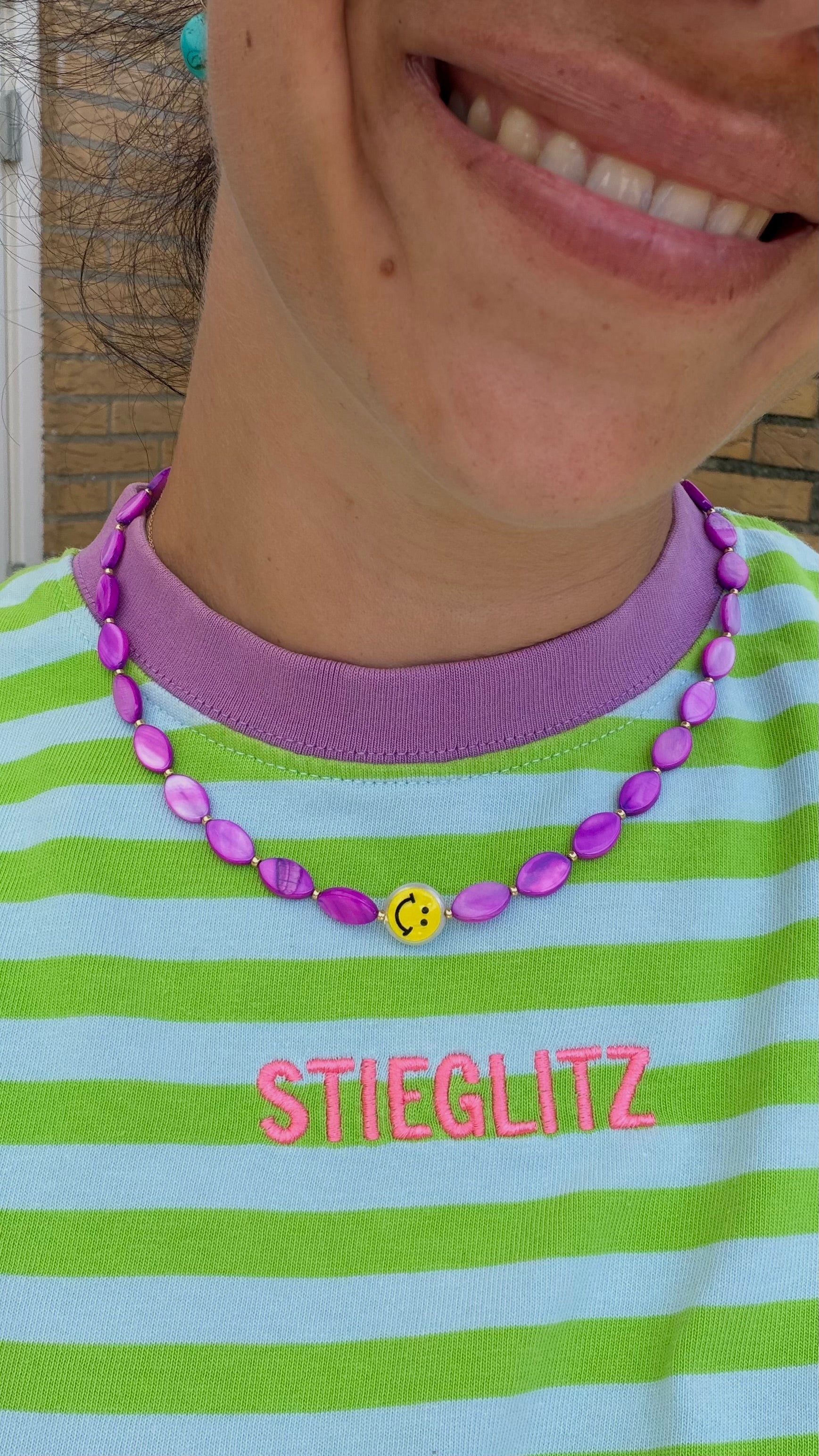 Smiley Necklace - Purple Shelly