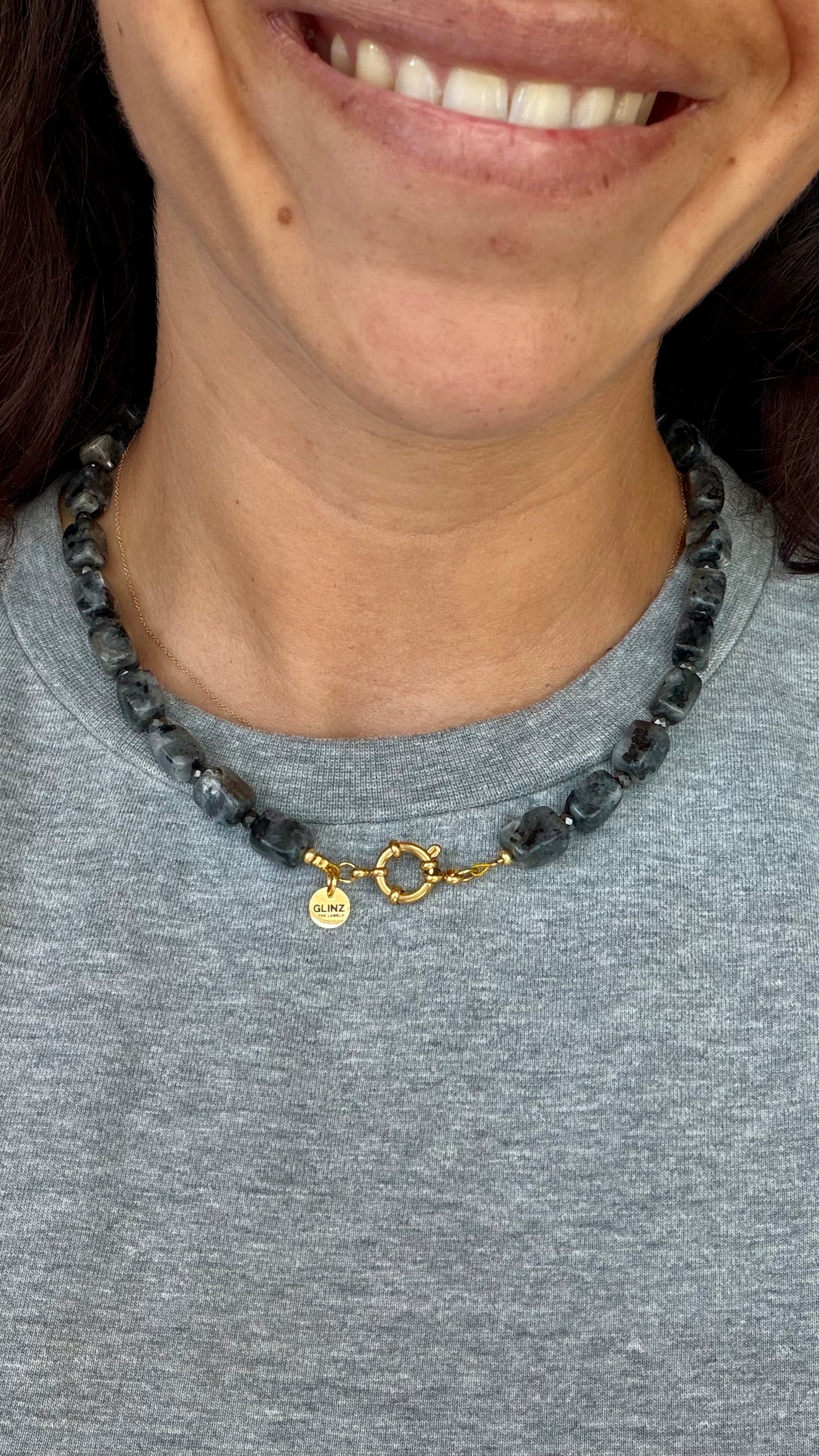 Shadow Glow Necklace