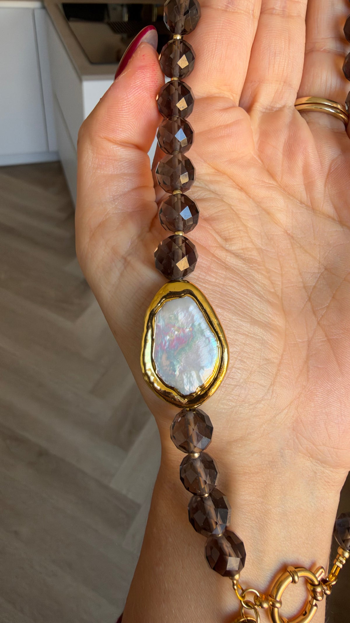 Ora Necklace - Smokey Eyes